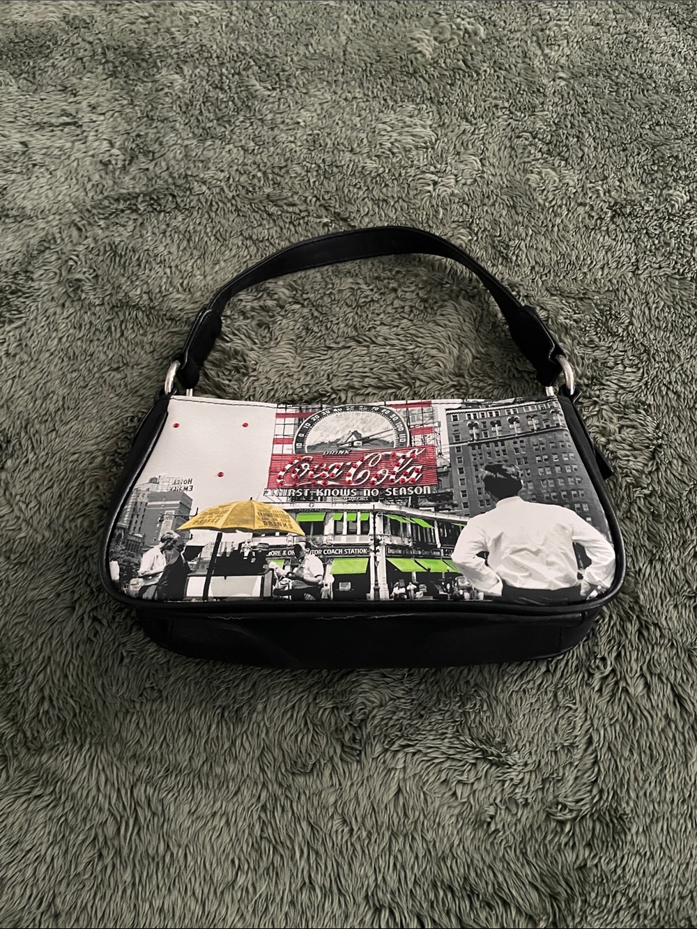 City-Scene Clutch/Wristlet Bag with Yellow & Green Accents